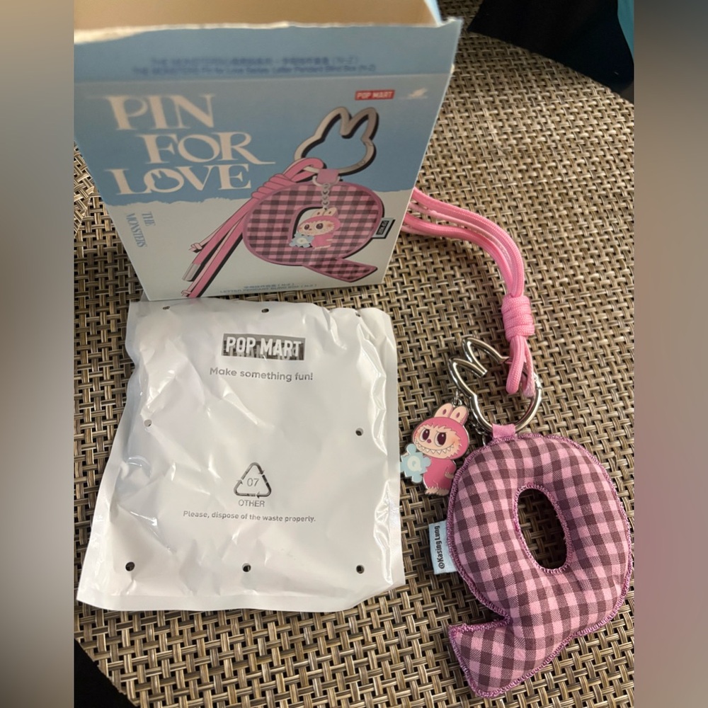 Authentic! PopMart Pin for Love - Letter Q